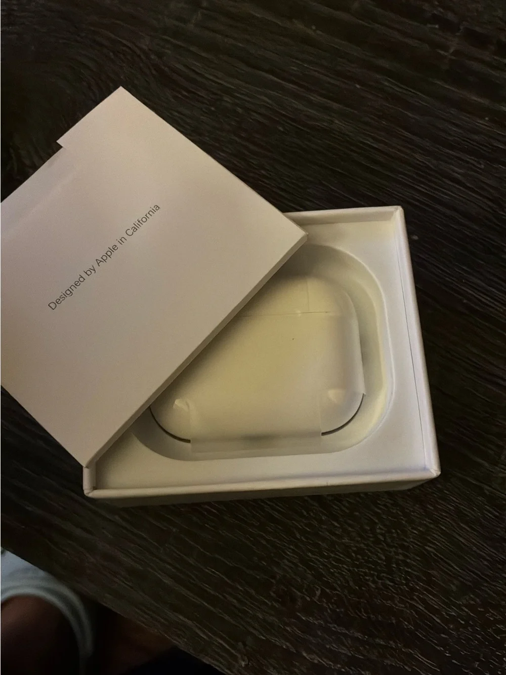 Apple genuine airpods